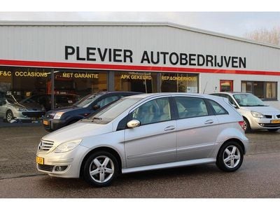 Grijs Gebruikt 2005 Mercedes B200 MPV | € 2.150