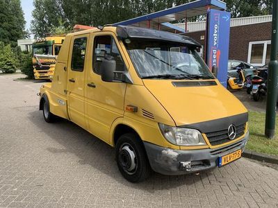Geel Occasion 2003 Mercedes 416 Van | € 11.500 (Iets duurder)