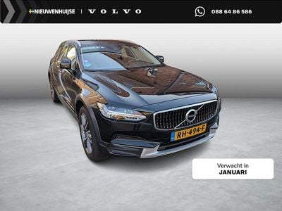 Zwart Gebruikt 2017 Volvo V90 CC Stationwagen | € 28.899 (Eerlijke prijs)