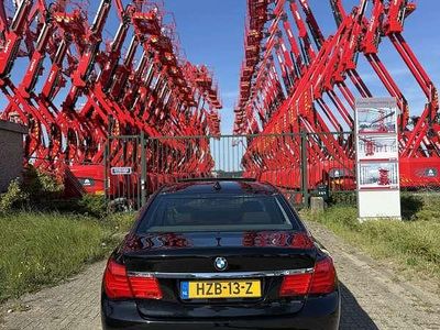 BMW 740
