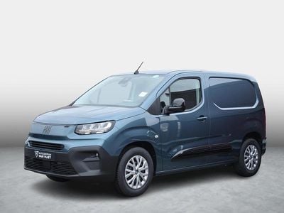 Lichtblauw metallic (28c) Nieuw 2025 Fiat e-Doblò MPV | € 23.994 (Eerlijke prijs)