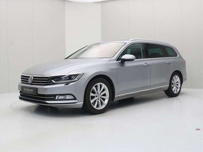 tweedehands VW Passat Variant 2.0 TDI 150pk DSG Highline [ PANODAK+TREKHAAK+CAME