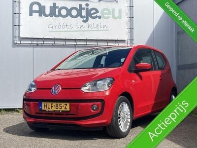 Rood Gebruikt 2012 VW up! high up! Hatchback | € 5.499 (Iets duurder)