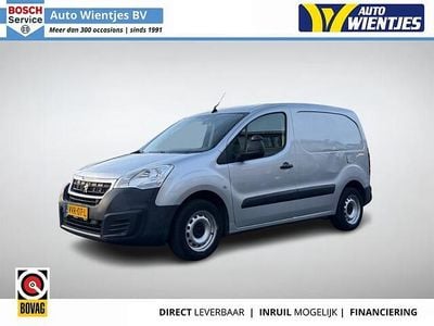 Grijs Gebruikt 2017 Peugeot Partner MPV | € 3.950 (Super prijs)