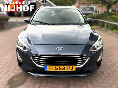 Blauw, metallic lak Occasion 2019 Ford Focus Business Edition Stationwagen | € 15.450 (Eerlijke prijs)