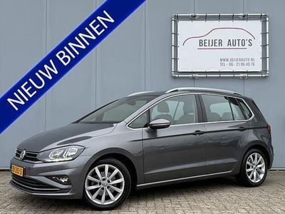 Grijs Occasion 2019 VW Golf Sportsvan Highline MPV | € 16.895 (Goede deal)