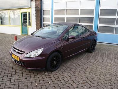 Paars Occasion 2005 Peugeot 307 CC Cabriolet | € 2.150 (Goede deal)