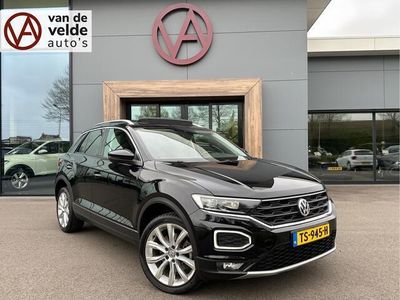 tweedehands VW T-Roc 1.5 TSI 150pk Style Panoramadak Trekhaak Camera Rijklaar incl. 1 jaar Bovag garantie