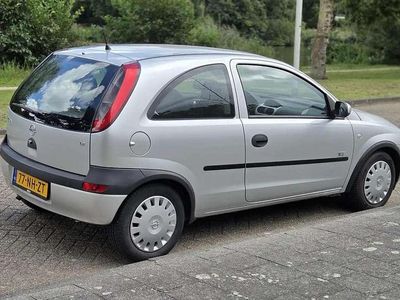 Zilver Gebruikt 2003 Opel Corsa Njoy Hatchback | € 1.195 (Eerlijke prijs)