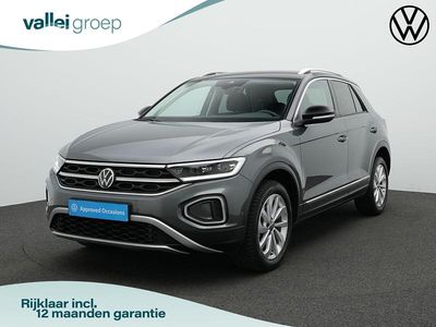 Grijs Occasion 2025 VW T-Roc Style SUV | € 35.400 (Eerlijke prijs)
