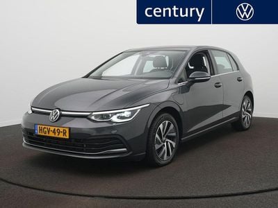 Grijs Gebruikt 2021 VW Golf VIII Style Hatchback | € 22.900 (Goede deal)