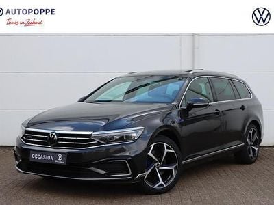 Occasion VW Passat Business+ 218 PK (160 kW) 2023 Grijsmangaan grey metallic Stationwagen