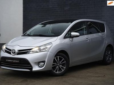 Zilver Occasion 2015 Toyota Verso Active MPV | € 12.950 (Eerlijke prijs)