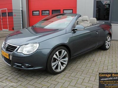 tweedehands VW Eos 2.0-16v FSI Cabrio .