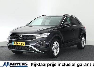 Zwart Gebruikt 2025 VW T-Roc Edition SUV | € 34.949 (Eerlijke prijs)