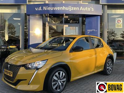 Geel Gebruikt 2022 Peugeot e-208 Active Hatchback | € 14.950 (Goede deal)