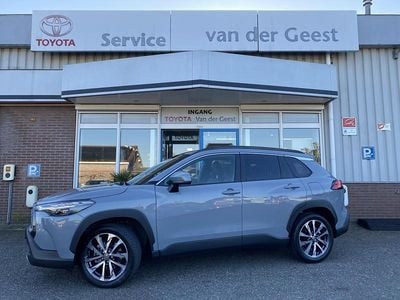 Grijs Occasion 2023 Toyota Corolla Cross Edition SUV | € 32.995 (Goede deal)