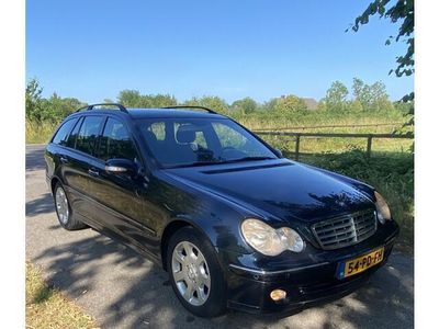 Mercedes C200
