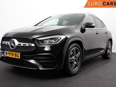 Zwart Occasion 2020 Mercedes GLA200 AMG line SUV | € 31.940 (Goede deal)