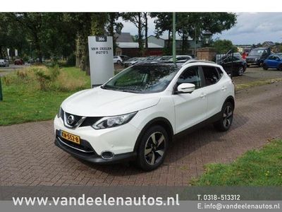 tweedehands Nissan Qashqai 1.2 N-Connecta Panoramadak/Navigatie