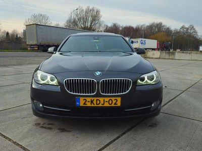 Grijs Gebruikt 2013 BMW 520 Sedan | € 9.500 (Iets duurder)
