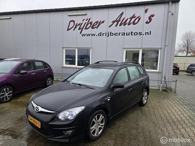 Zwart Occasion 2011 Hyundai i30 Stationwagen | € 1.600