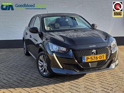 Zwart Occasion 2021 Peugeot e-208 Allure Hatchback | € 14.750 (Eerlijke prijs)