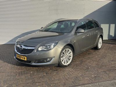 Grijs Gebruikt 2017 Opel Insignia Cosmo Stationwagen | € 5.485
