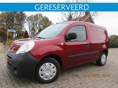 tweedehands Renault Kangoo 1.6i Benzine met Zijdeur & Pas 41000 km