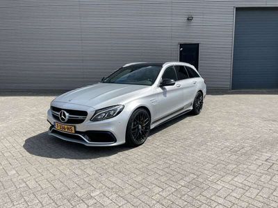 Mercedes C63 AMG