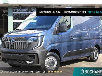 Blauw Occasion 2024 Renault Master Van | € 37.500 (Duur)