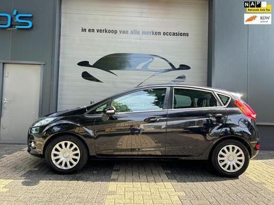 tweedehands Ford Fiesta 1.25 Titanium airco 2012 pdc voorruitverwarming bluetooth! zgan banden