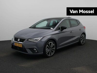 Grijs Gebruikt 2024 Seat Ibiza FR Hatchback | € 25.900 (Duur)