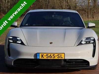 Gebruikt 2021 Porsche Taycan 4S Performance Package Sedan | € 56.900 (Goede deal)