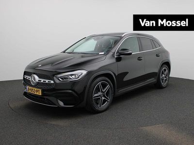 Zwart Occasion 2020 Mercedes GLA250 AMG line SUV | € 32.900 (Eerlijke prijs)