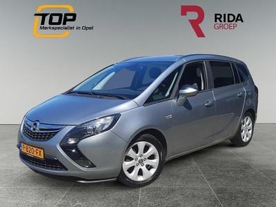 Grijs Gebruikt 2015 Opel Zafira Tourer Cosmo MPV | € 10.445 (Eerlijke prijs)
