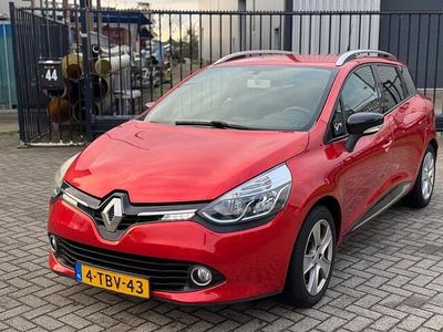Rood Gebruikt 2014 Renault Clio GrandTour Dynamique Stationwagen | € 3.250 (Eerlijke prijs)