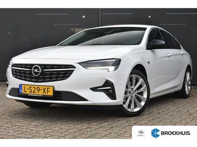 Occasion Opel Insignia Business Elegance 2021 Wit Hatchback