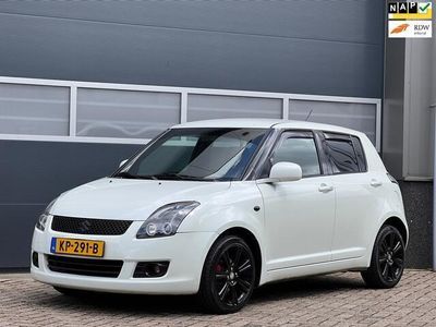 tweedehands Suzuki Swift 1.3 bj.2009 Airco|5 Drs|Navi|LM velgen.