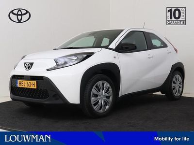 Wit Occasion 2025 Toyota Aygo X Play SUV | € 19.945 (Eerlijke prijs)
