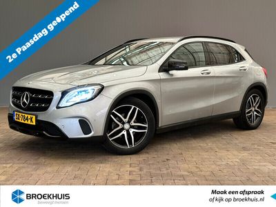 tweedehands Mercedes GLA180 Premium Plus | Automaat | Stoelverwarming | Leder\Stof | Navigatie | AGR Stoelen | Parkeersensoren | Bluetooth |