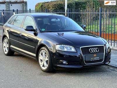 Zwart Gebruikt 2009 Audi A3 Attraction Hatchback | € 6.499 (Eerlijke prijs)