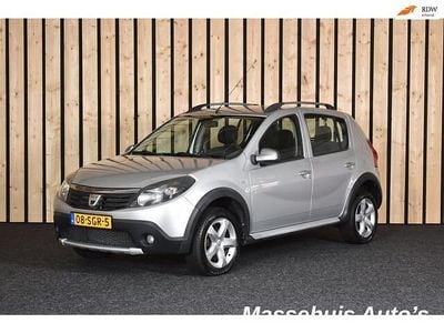 Grijs Gebruikt 2011 Dacia Sandero Stepway Hatchback | € 5.950 (Duur)