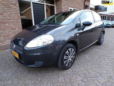Grijs Gebruikt 2009 Fiat Grande Punto Active Hatchback | € 1.999 (Eerlijke prijs)