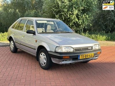 Grijs Occasion 1989 Mazda 323 | € 2.999