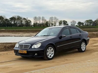 Mercedes C200