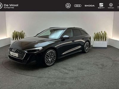 Zwart, metallic lak Nieuw 2025 Audi A5 Ambiente Coupé | € 71.300 (Duur)