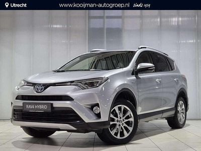 Zilver Gebruikt 2017 Toyota RAV4 Hybrid Executive SUV | € 24.300 (Goede deal)