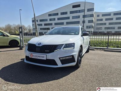 Wit Occasion 2018 Skoda Octavia Business Line Stationwagen | € 23.950 (Eerlijke prijs)