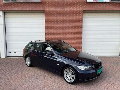 BMW 325